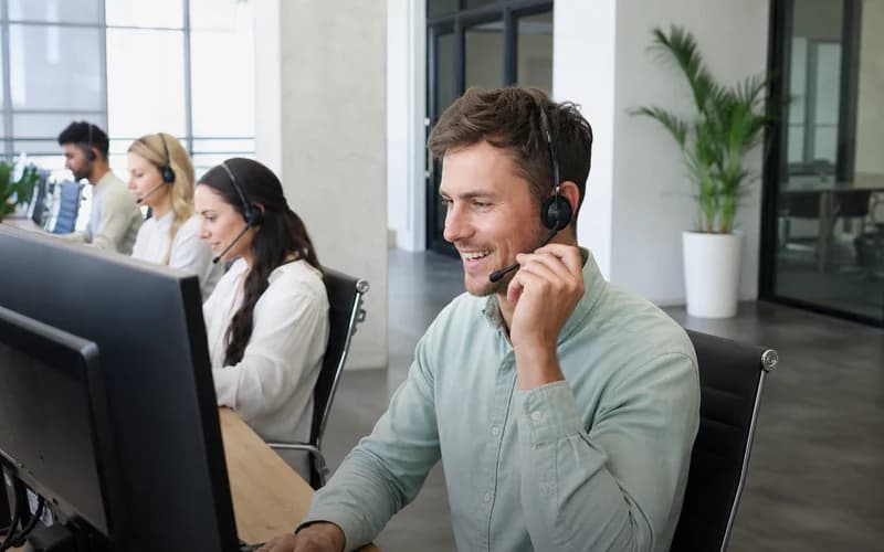 Commercial HVAC Leads USA: How Contractors Win B2B Contracts — B2B GTM insight by Emporion Labs